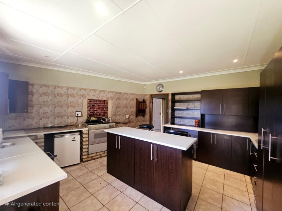 4 Bedroom Property for Sale in Ladybrand Free State